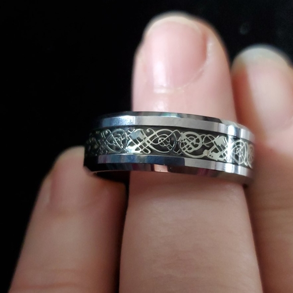 TUNGSTEN RING - Picture 2 of 5